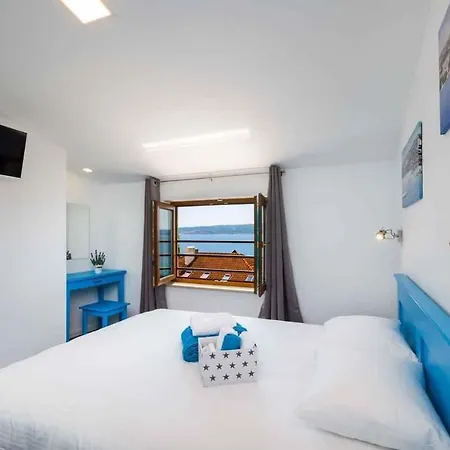 In 39082 Crikvenica