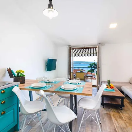 Apartamento In 39082 Crikvenica