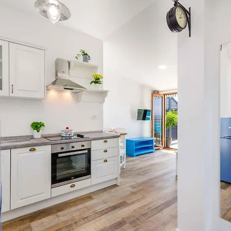 In 39082 Apartamento