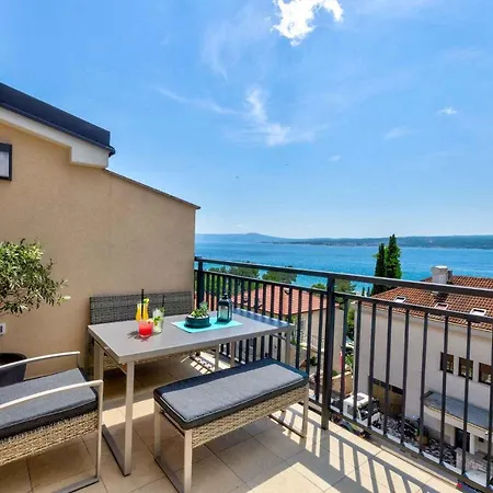 Apartament In 39082 Crikvenica