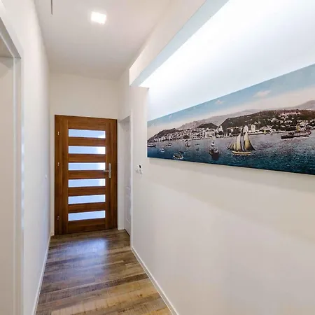 Apartment In 39082 Crikvenica
